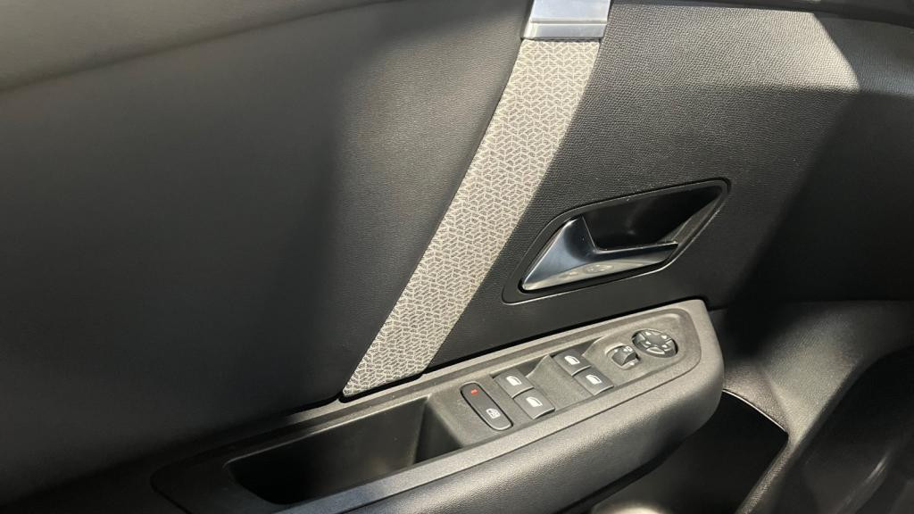 Nouvelle CITROEN C4 X  1.5 BlueHDi 16V - 130 S&S -  EAT8  Max 